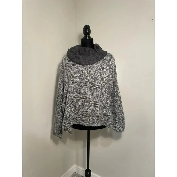 Wooden Ships Mohair and Wool Blend‎ Gray Funnel Neck Cozy Sweater - Picture 1 of 10